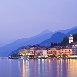 Lacul Como - fototapet vlies