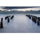 Pinteni de lemn in Insulta Sylt, Marea Nordului - fototapet vlies