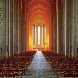 Biserica Grundtvig din Copenhaga - fototapet vlies